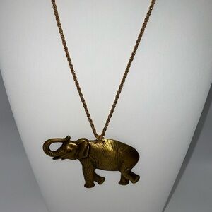 Vintage Gold Tone Elephant 🐘